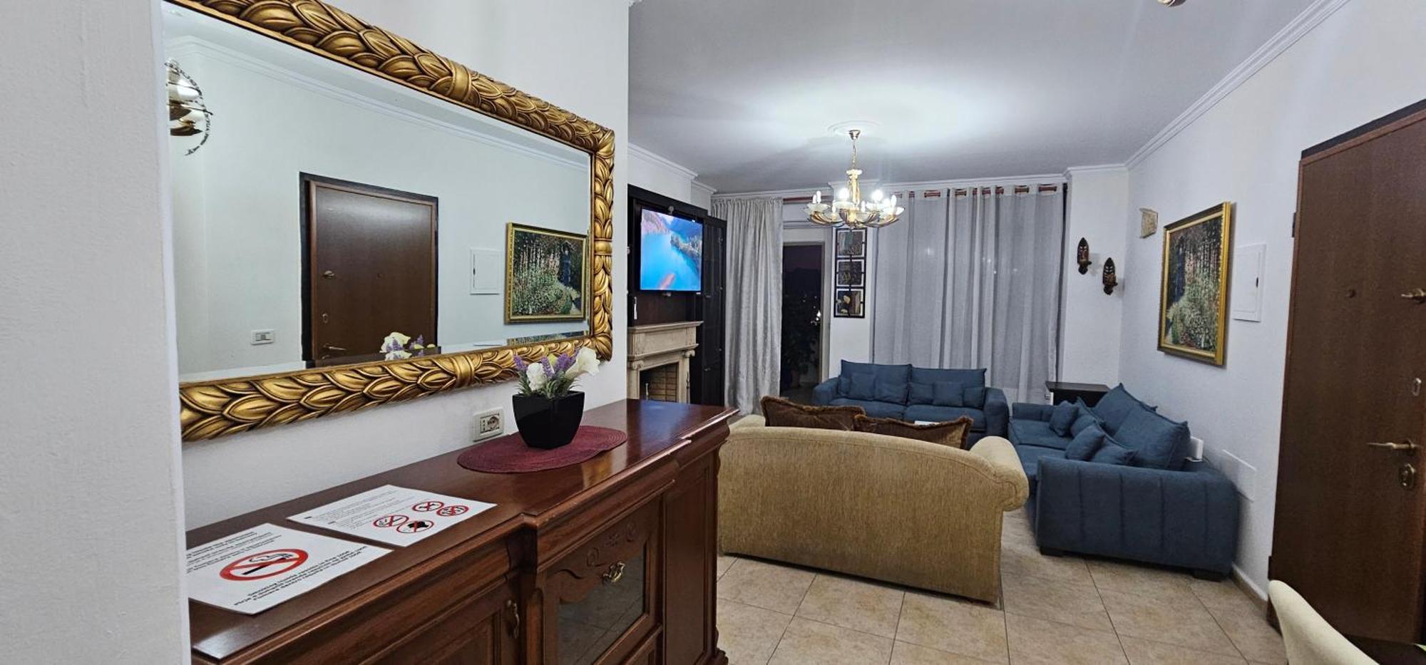 Skanderbeg Square Explorer Apartments Tirana Exterior photo